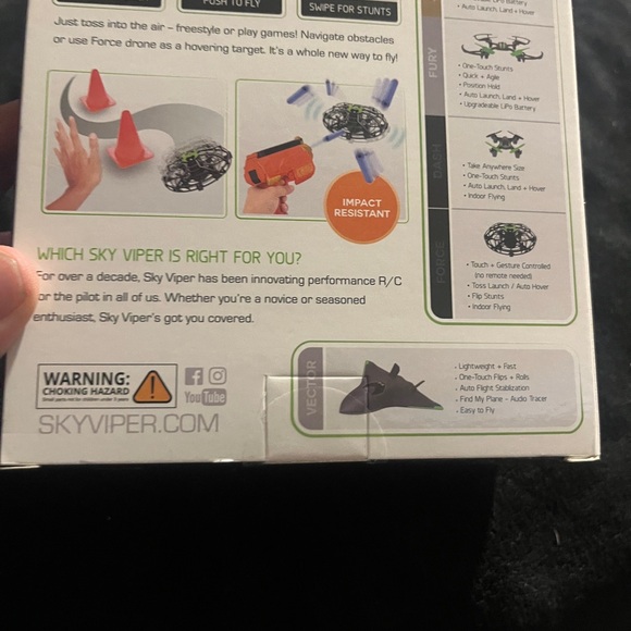 Sky Viper Force Hand Controlled Drone .No remote control Required. 1-Set. New - Picture 6 of 8